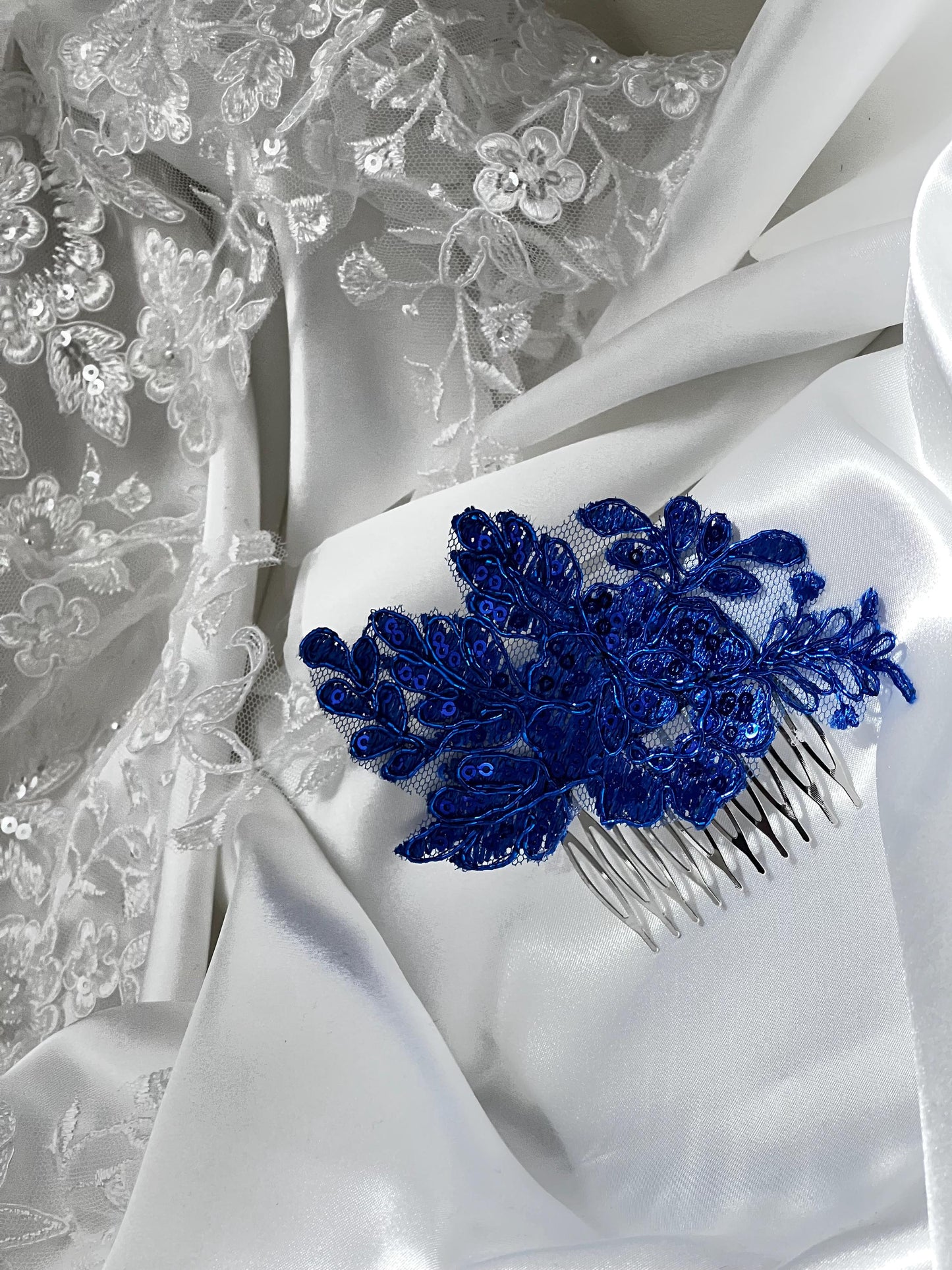Royal Blue Wedding Hair Comb, Bridal Lace Hair Comb, Blue Lace Hair Comb with Sequins and Bridal Headpiece, Bride Hair Accessory