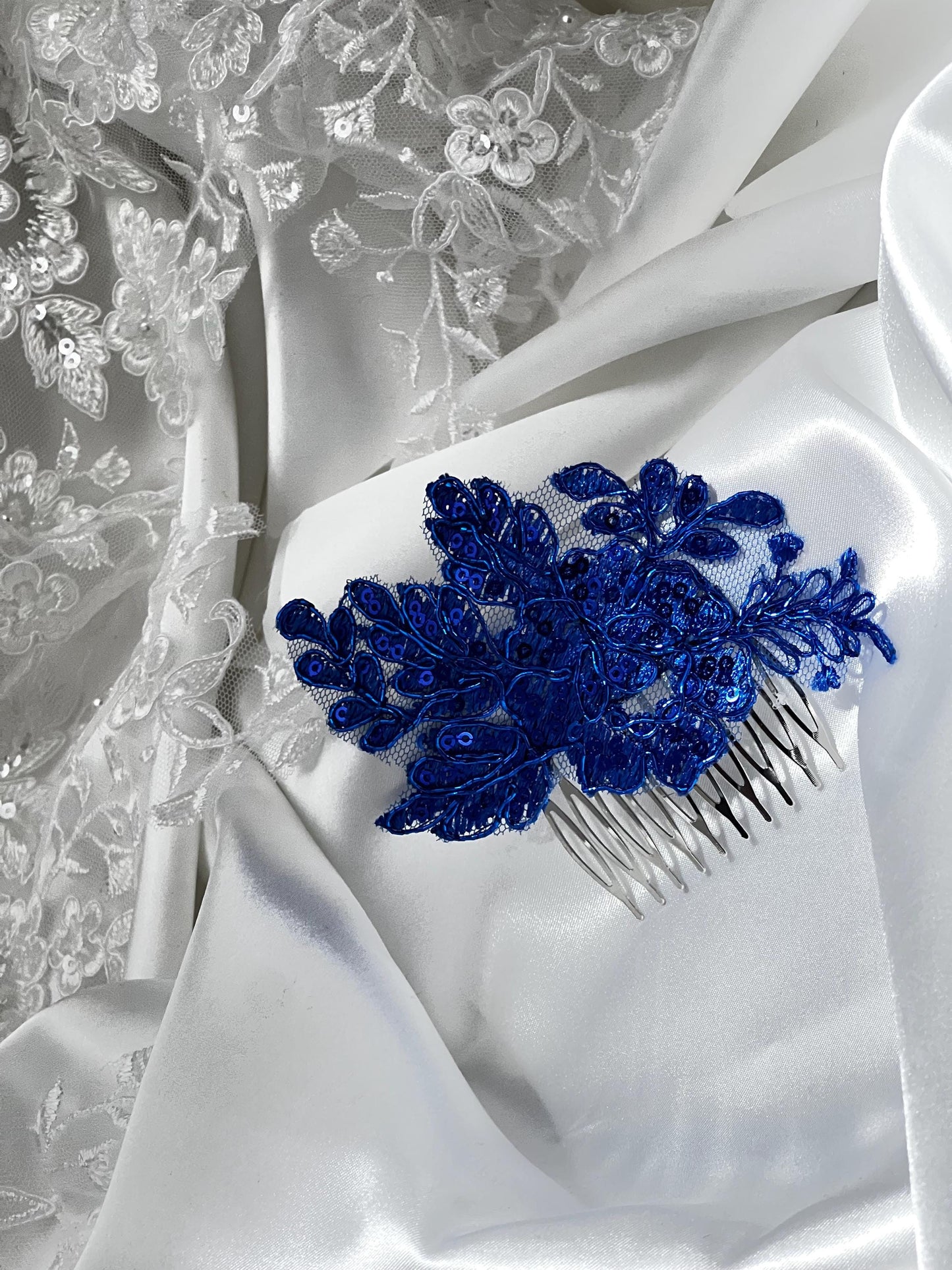 Royal Blue Wedding Hair Comb, Bridal Lace Hair Comb, Blue Lace Hair Comb with Sequins and Bridal Headpiece, Bride Hair Accessory