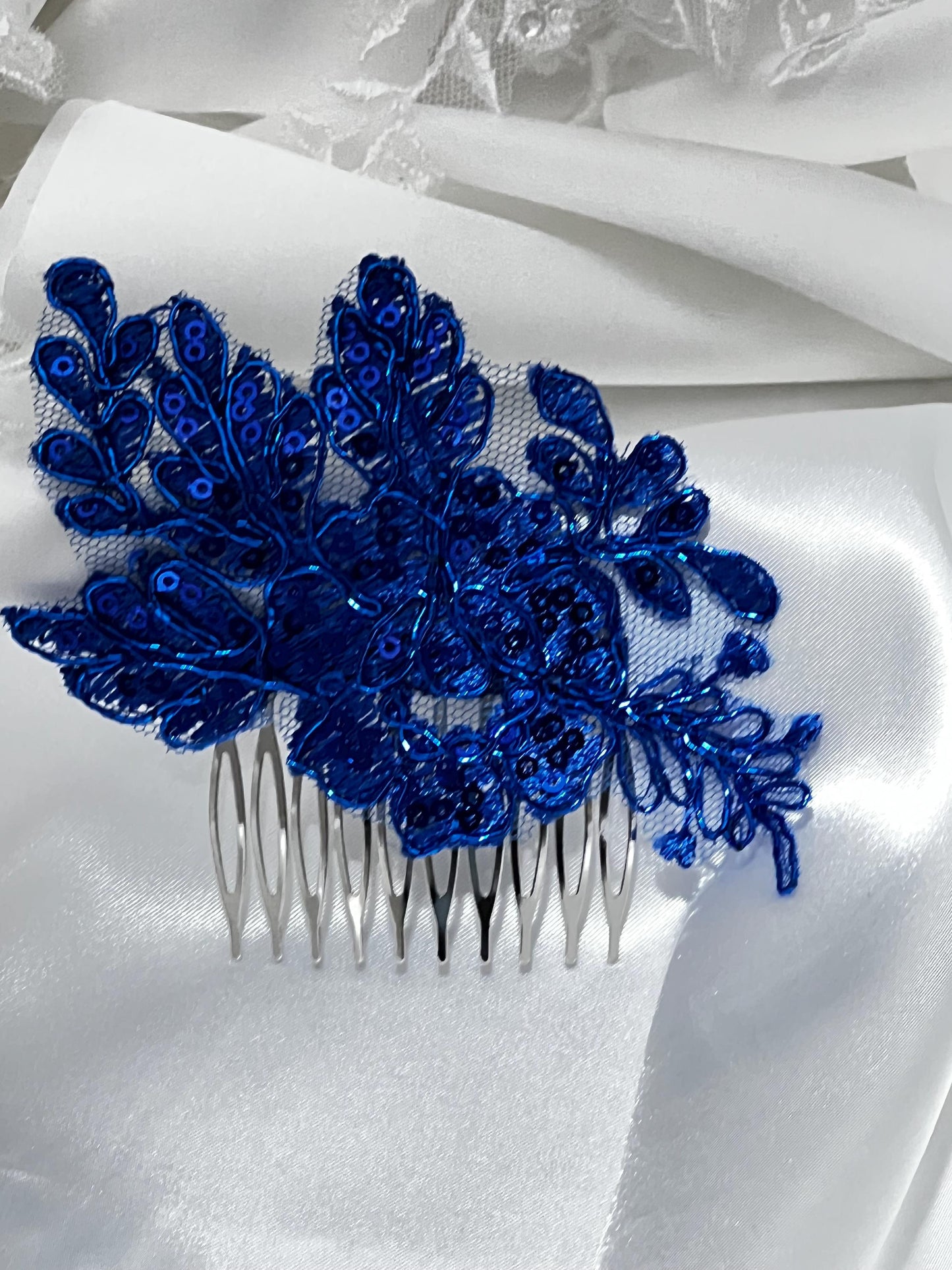 Royal Blue Wedding Hair Comb, Bridal Lace Hair Comb, Blue Lace Hair Comb with Sequins and Bridal Headpiece, Bride Hair Accessory
