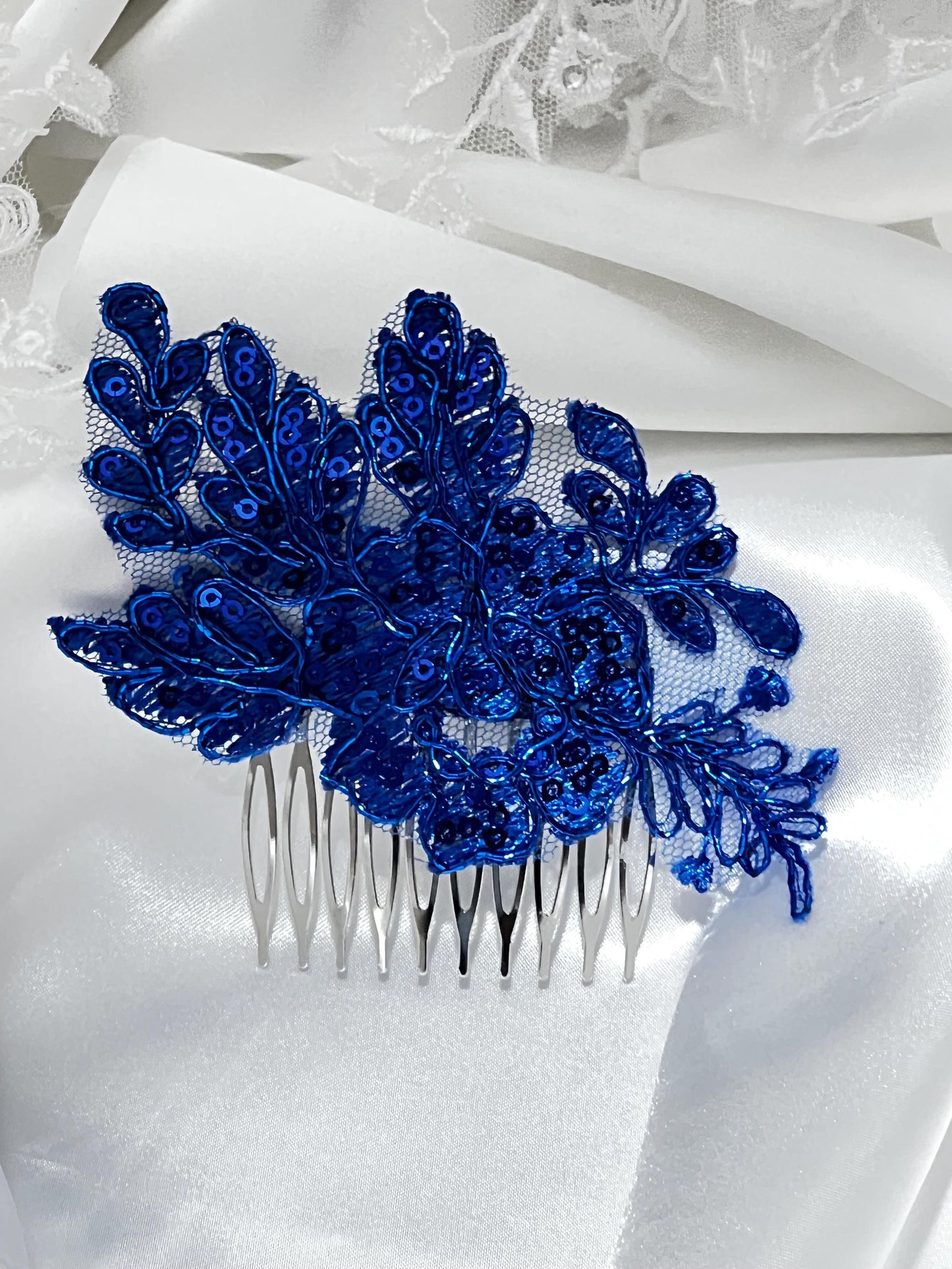 Royal Blue Wedding Hair Comb, Bridal Lace Hair Comb, Blue Lace Hair Comb with Sequins and Bridal Headpiece, Bride Hair Accessory
