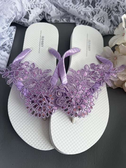 Lavender Bridal Flip Flops, Bridesmaid Flip Flops, Beach Wedding Sandals, Wedding Destination Sandals, Lilac Beaded Flip Flops